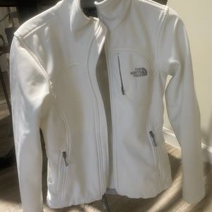 COPY - North face zip up